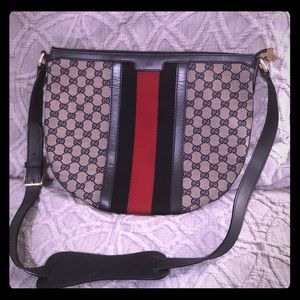 Gucci cross body bag in classic blue print